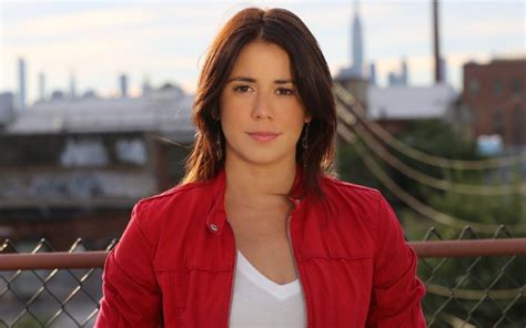 Alexandra Echavarri .